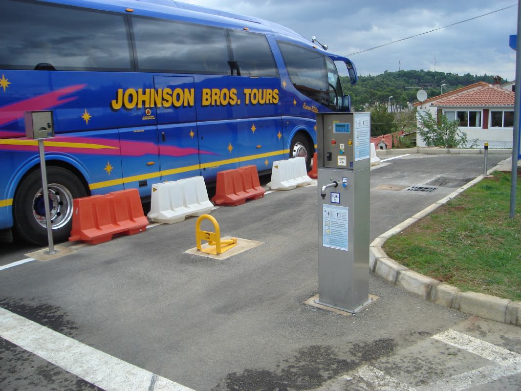 Fecal station for buses